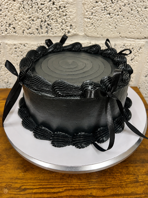 Black Bow Elegance Cake