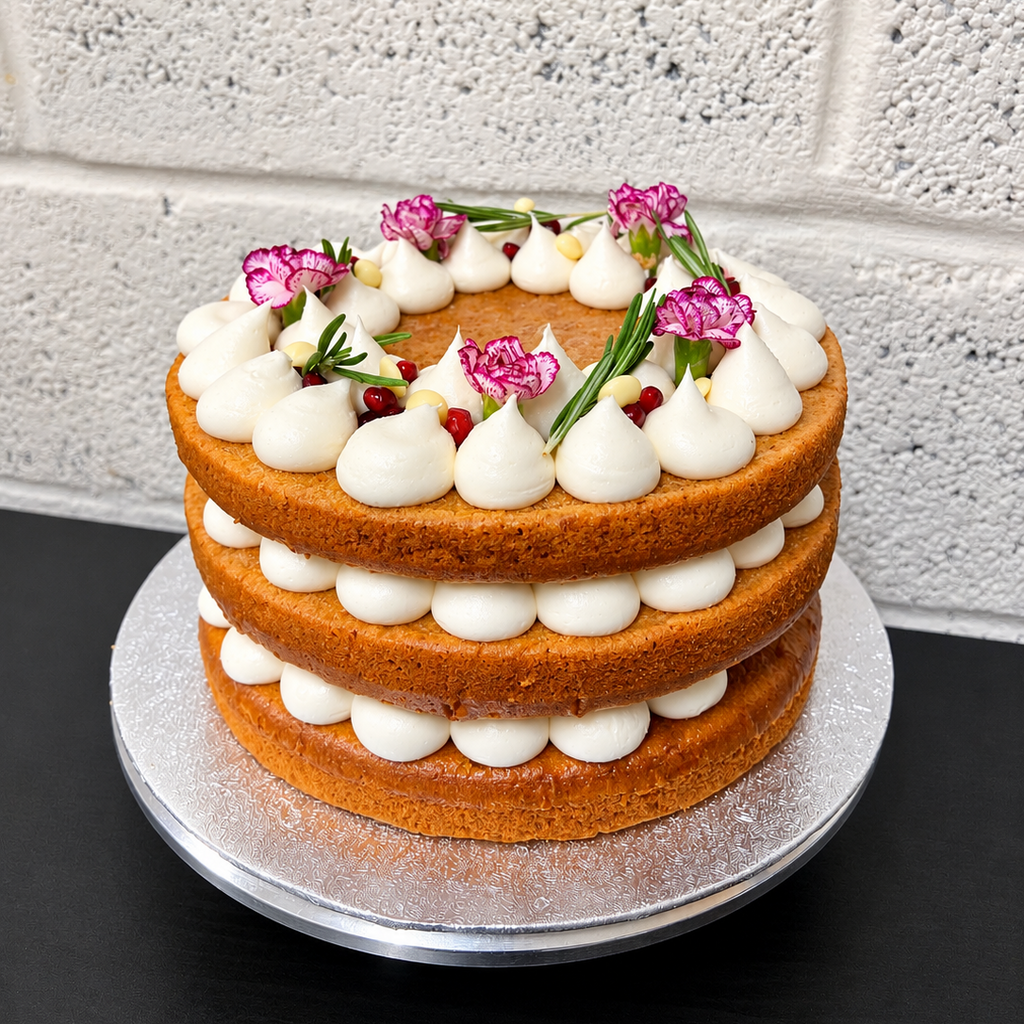 Christmas Carrot Cake – Festive Carrot & Cream Cake