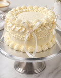 vintage round cake